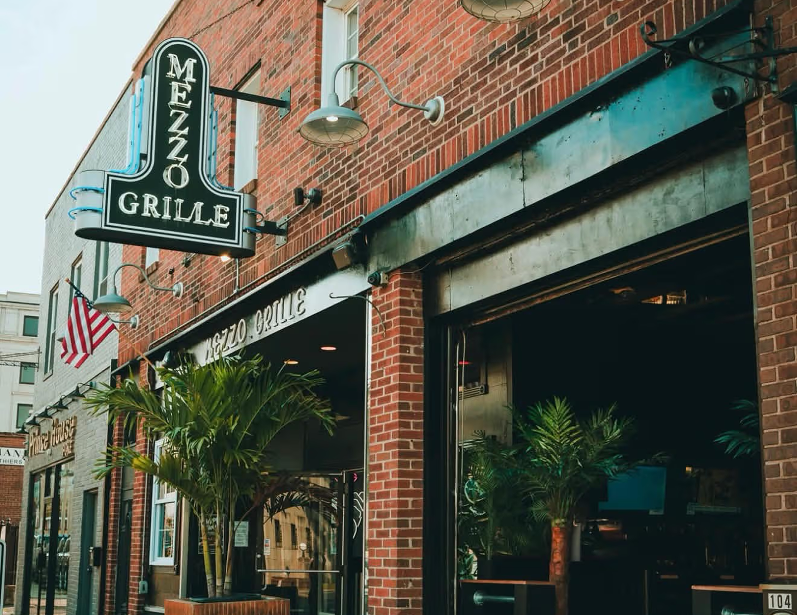 Mezzo Grille